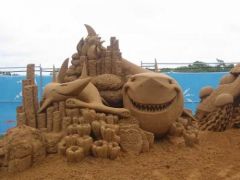Подводный креатив из песка
