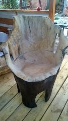 Кресло из дерева